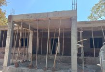 अटवाडेतील पशुवैद्यकीय दवाखान्याच्या बांधकामावर प्रश्नचिन्ह…निकृष्ट कामाचा आरोप; तक्रारी नंतर ही प्रशासनाकडून दखल नाही…