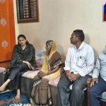 अंतुर्लीत नुकसानग्रस्त शेतकऱ्यांची पाहणी; समस्या सोडविण्याच्या सूचना